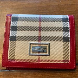Burberry Wallet Nearly New Condition
